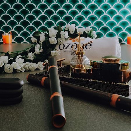 Doubletree By Hilton Fujairah City 외부 사진 A set of OZO