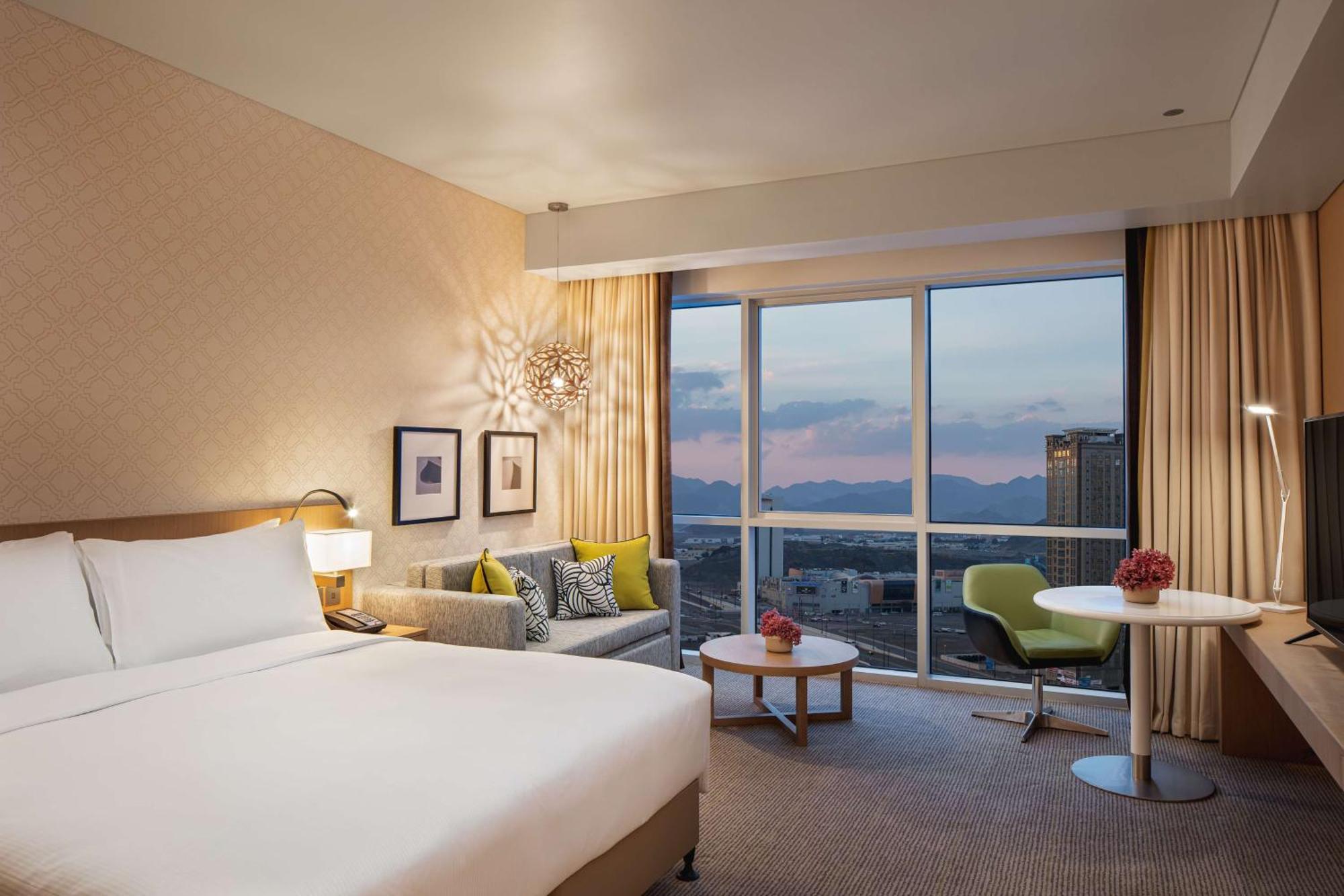 Doubletree By Hilton Fujairah City 외부 사진 Deluxe Room